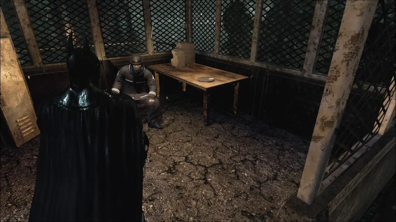 BATMAN ARKHAM ASYLUM - FITA DE ENTREVISTA (ARKHAM LESTE) 1/2