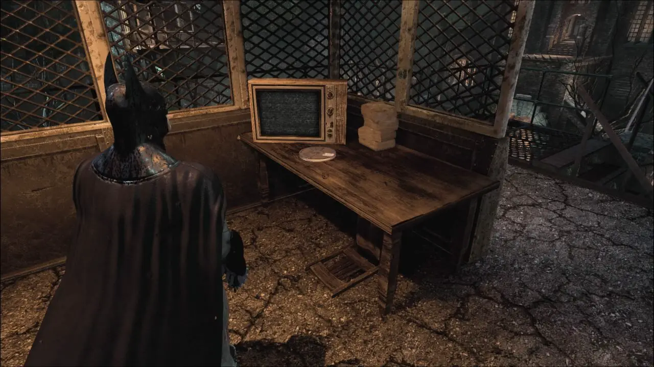 BATMAN ARKHAM ASYLUM - FITA DE ENTREVISTA (ARKHAM NORTE) 1/2