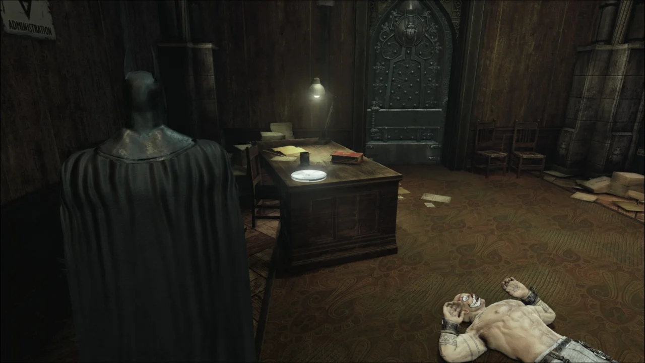 BATMAN ARKHAM ASYLUM - FITA DE ENTREVISTA (MANSÃO ARKHAM) 3/5