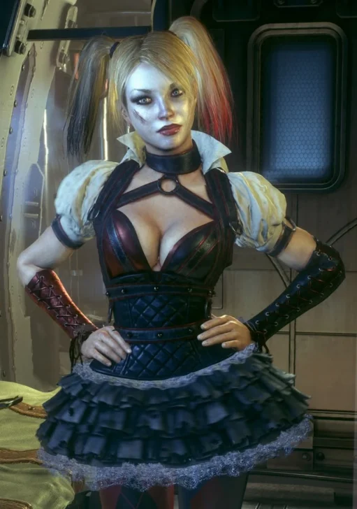 BATMAN ARKHAM KNIGHT - ARLEQUINA