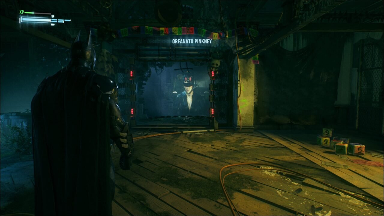 BATMAN ARKHAM KNIGHT - ORFANATO PINKNEY